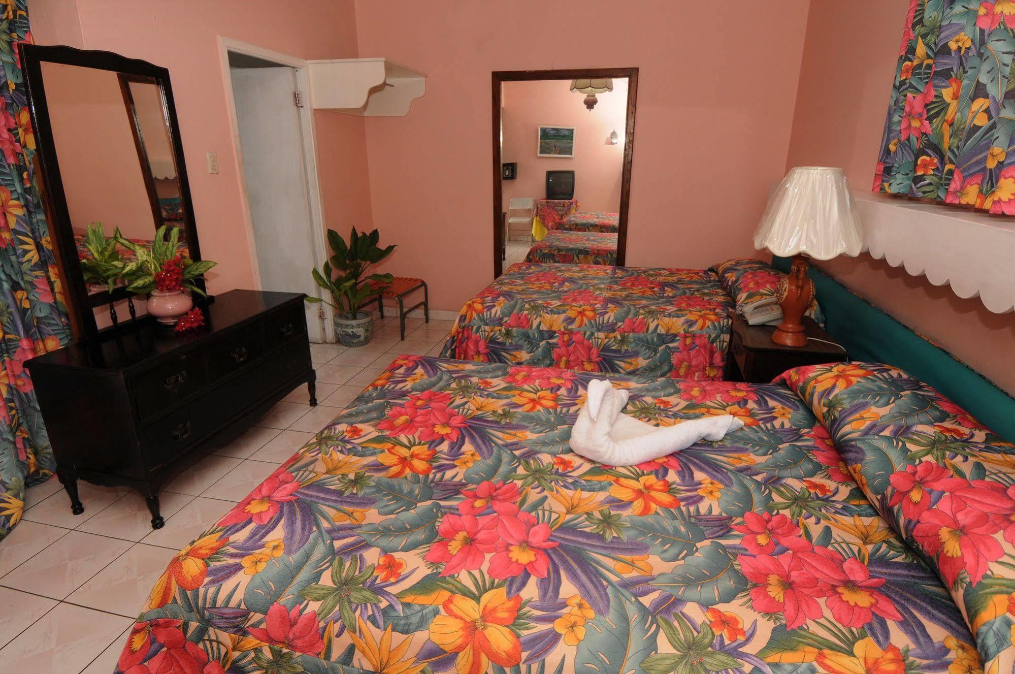 Verney House Resort Montego Bay Buitenkant foto